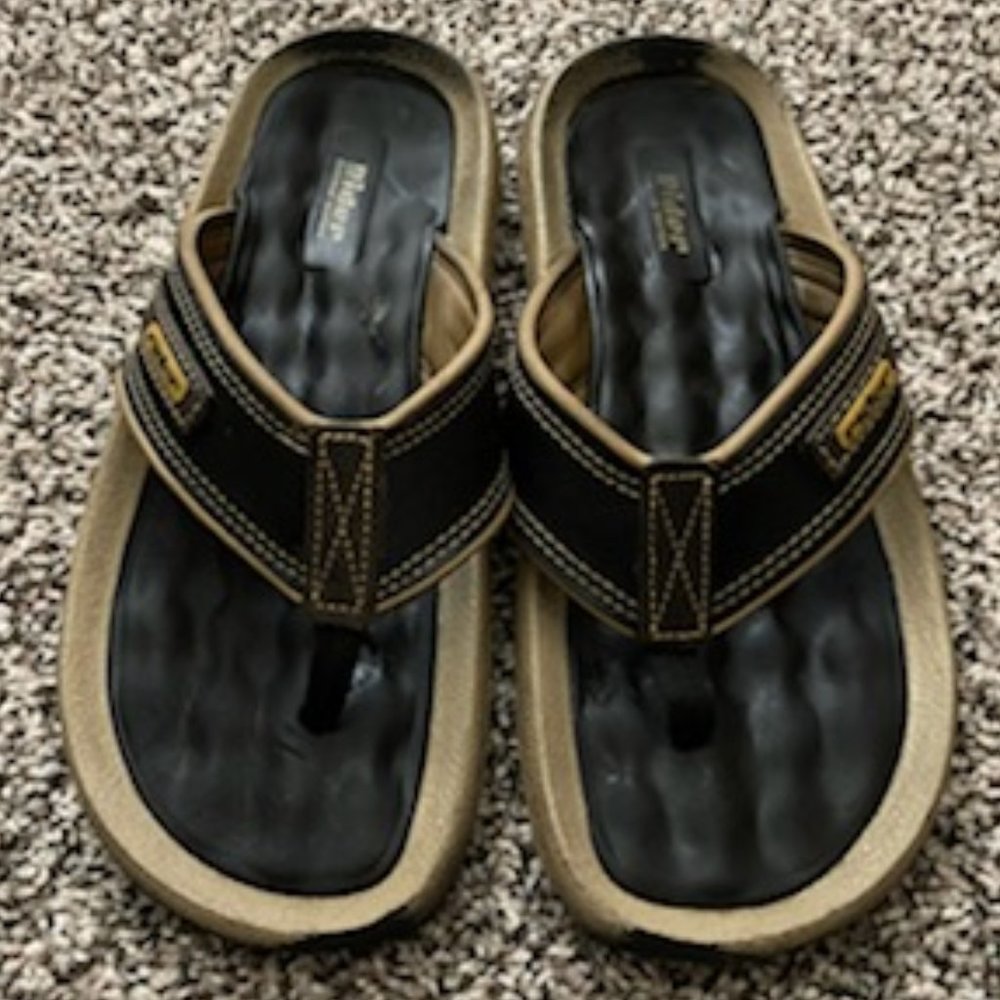 RIDER Casual Series NAVY BLUE & TAN Leather MASSAGE Flip Flop SANDALS * Men 9